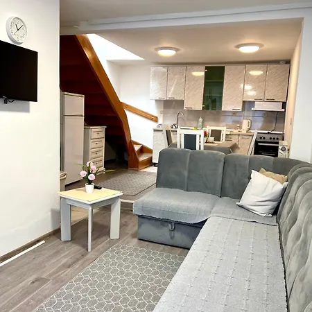 Apartmán By Ajla